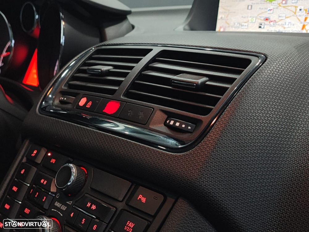 Opel Meriva 1.4 T FlexFuel Cosmo - 43