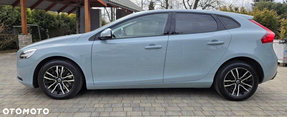 Volvo V40 D2 Geartronic Momentum - 23