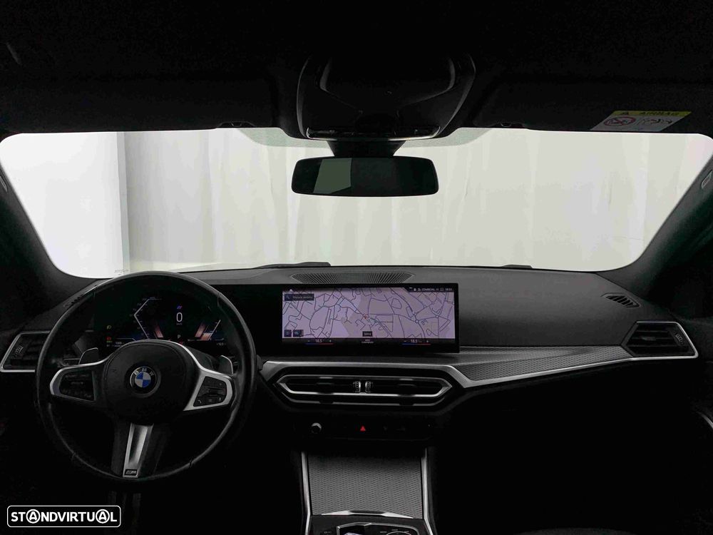 BMW 320 d Touring Pack Desportivo M Auto - 13