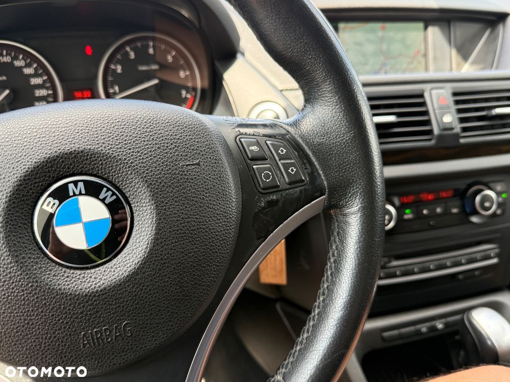 BMW iX1 - 25