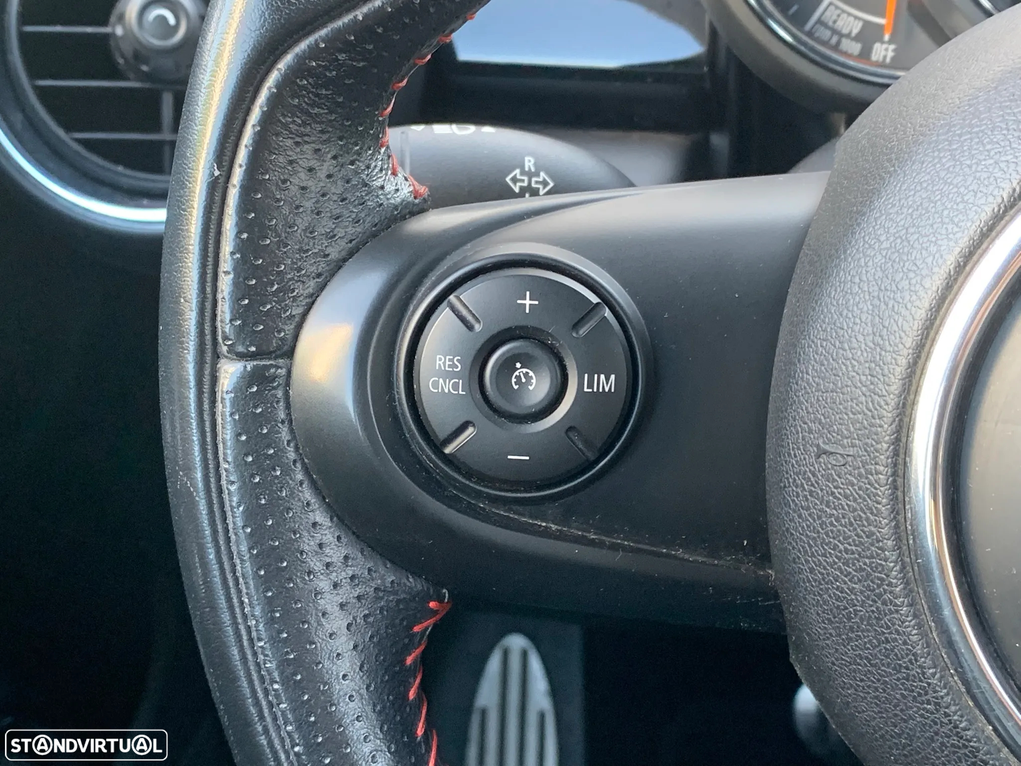 MINI 3 Portas Cooper S Sport Aut. - 16