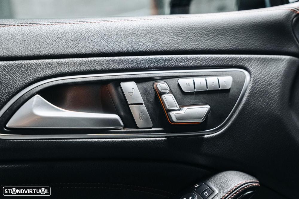 Mercedes-Benz CLA 45 AMG 4-Matic - 36