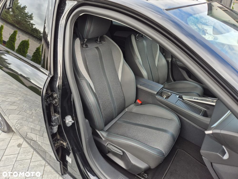 Peugeot 308 1.2 PureTech Allure S&S EAT8 - 22