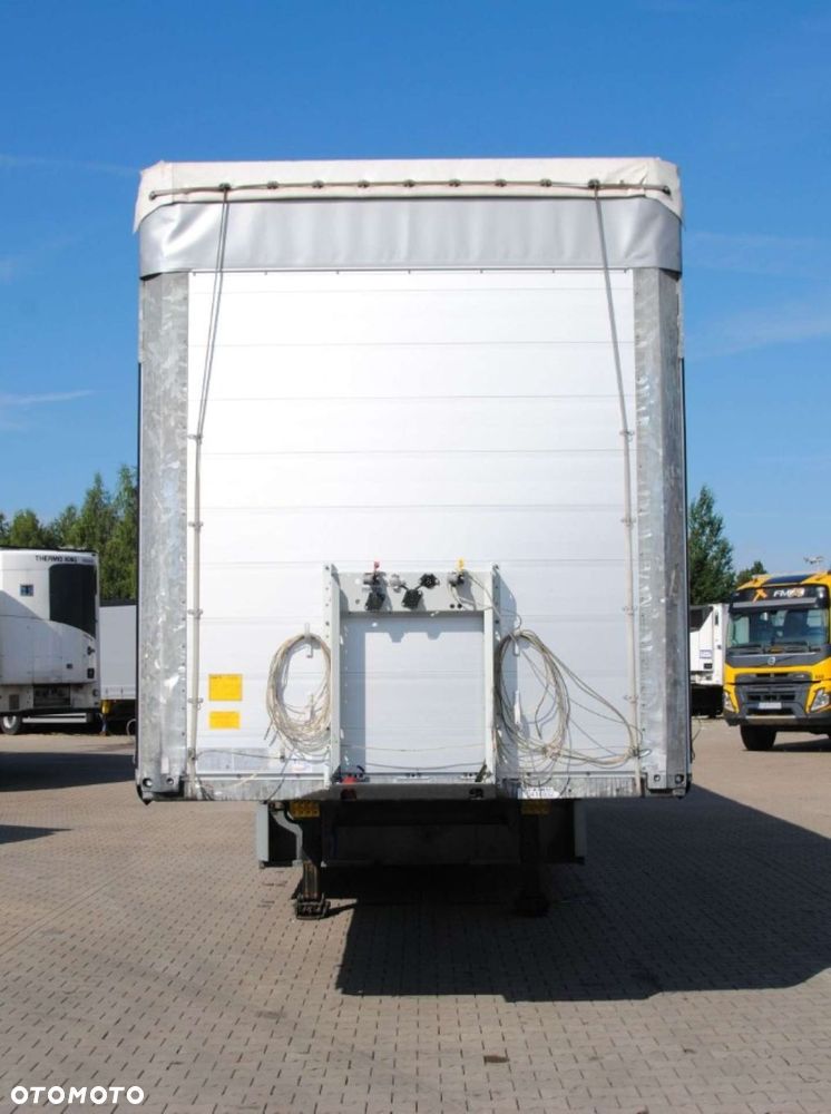 Schmitz Cargobull SCS kurtyna, podnoszona oś - 8