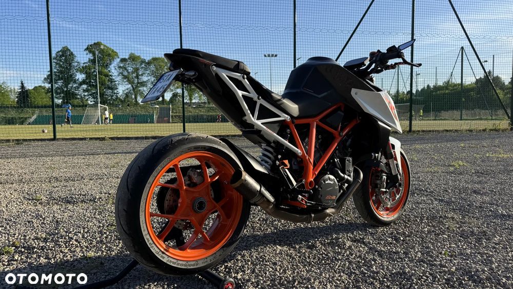 KTM Super Duke - 10