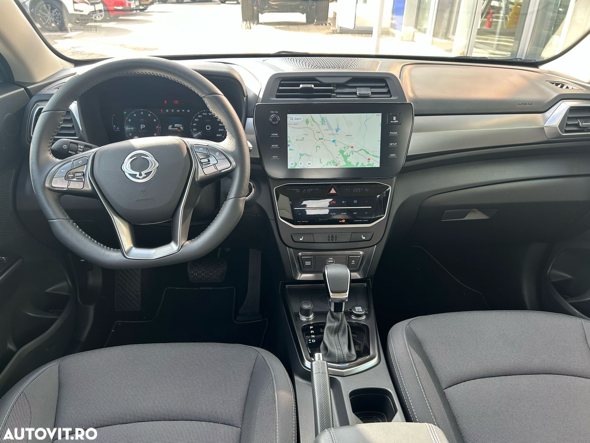 SsangYong Tivoli - 10