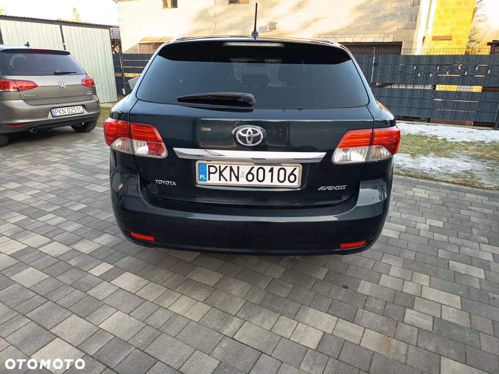 Toyota Avensis 2.0 D-4D Active - 6