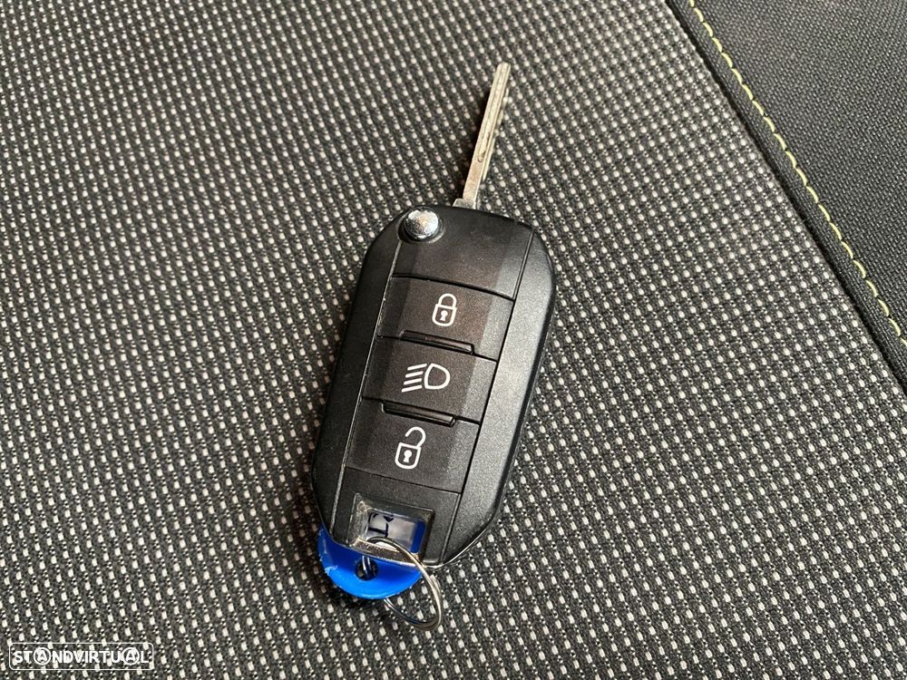Citroën C3 1.2 PureTech Max - 23