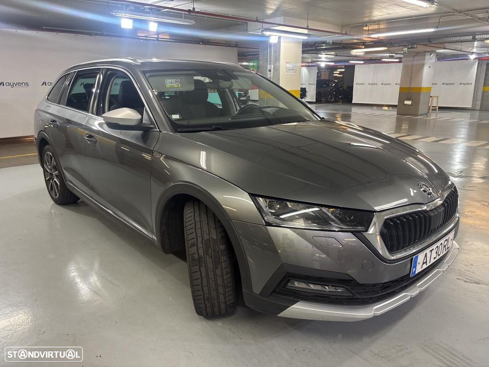 Skoda Octavia Break 2.0 TDI Scoutline - 4