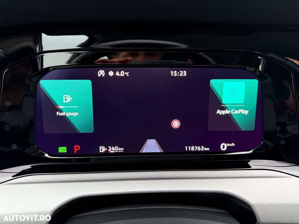 Volkswagen Golf - 20