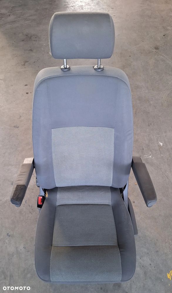 VW T6 T5 fotel kierowcy z podstawą podłokietnik - 6