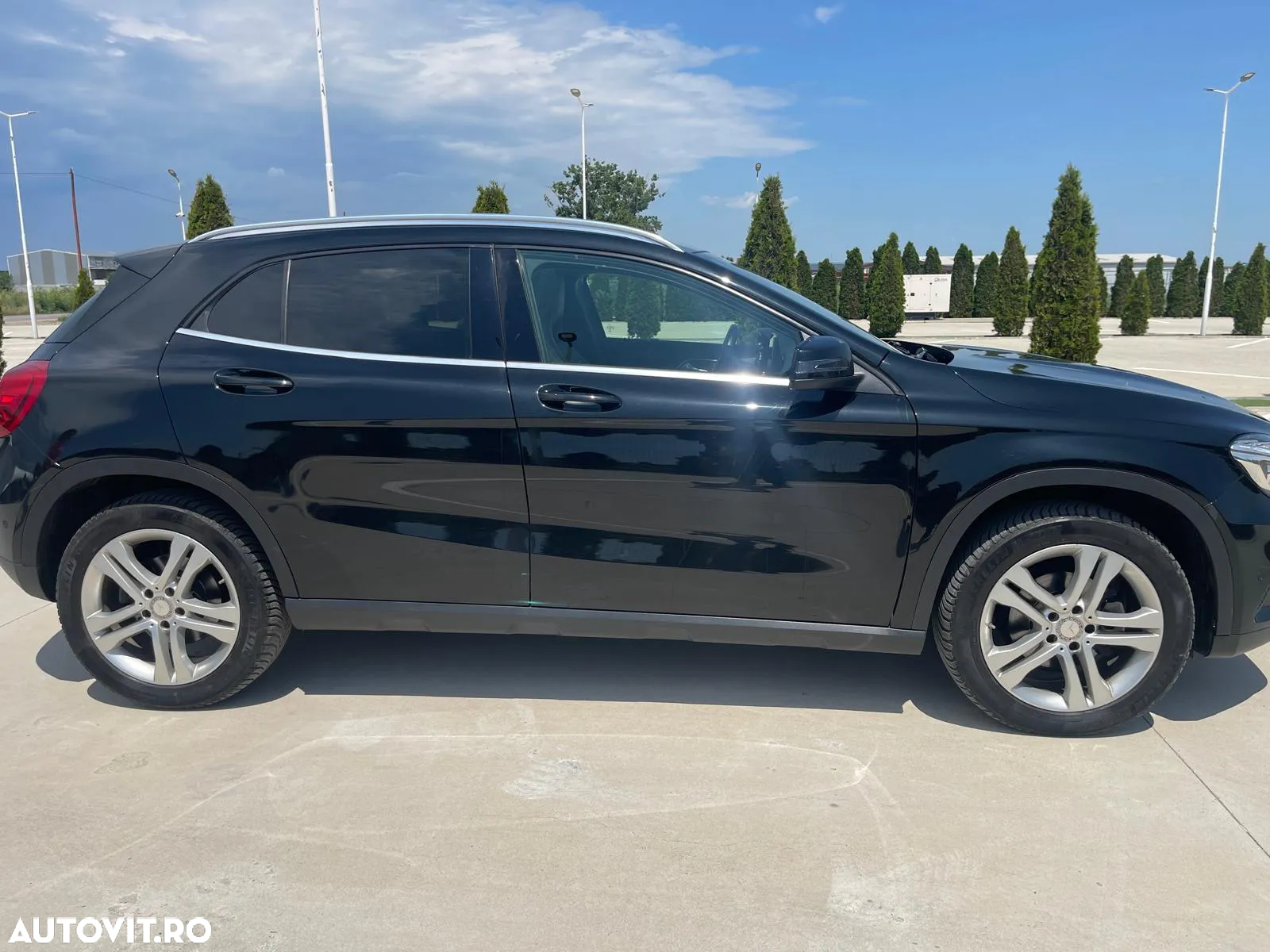 Mercedes-Benz GLA 200 d 4MATIC Aut. - 6