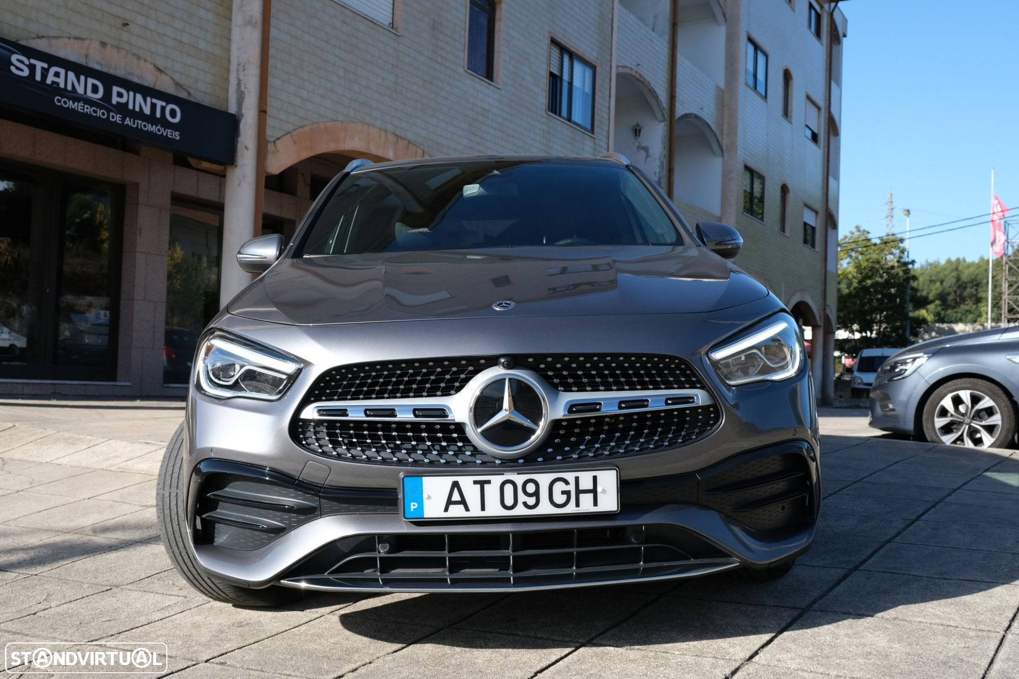 Mercedes-Benz GLA 250 e AMG Line - 2