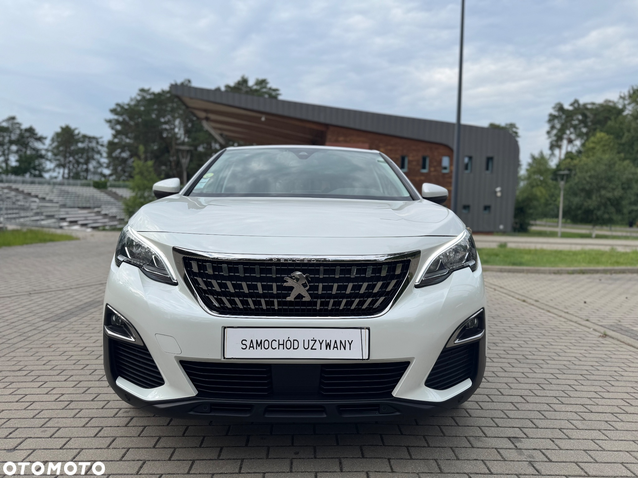 Peugeot 3008 BlueHDi 130 Stop & Start EAT8 Active Business-Paket - 3