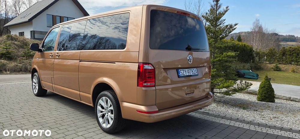 Volkswagen Caravelle 2.0 TDI L2 Comfortline 4Motion DSG - 2
