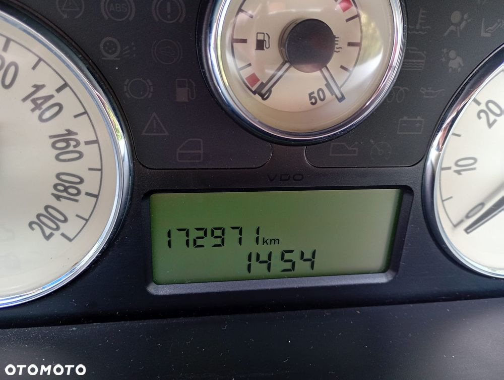 Lancia Ypsilon - 7