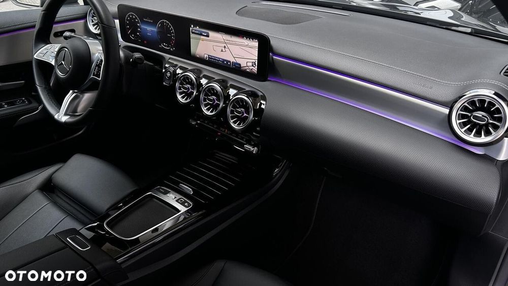 Mercedes-Benz CLA 250 e PHEV Progressive 8G-DCT - 26