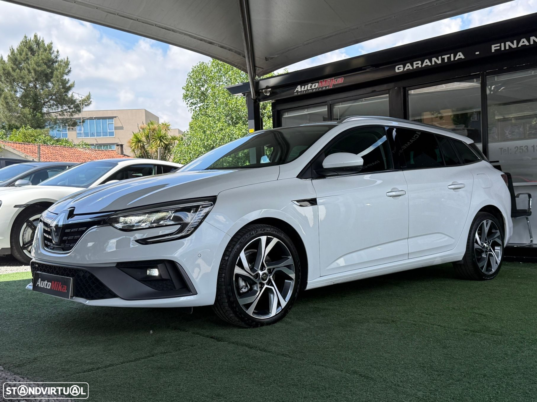 Renault Mégane Sport Tourer - 9