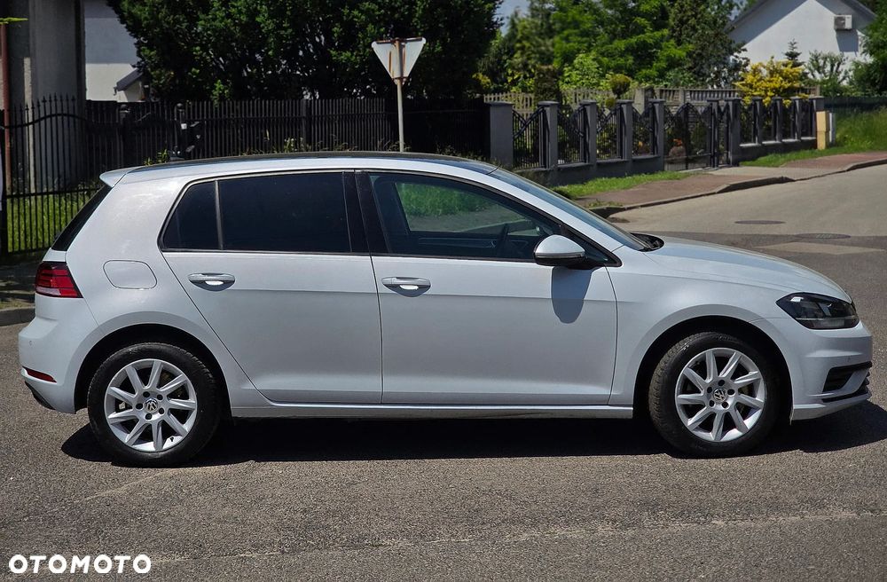 Volkswagen Golf 1.0 TSI BMT City - 3