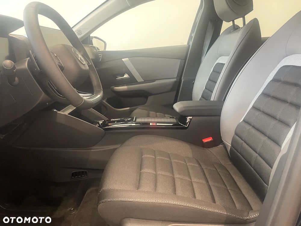 Citroën C4 1.2 mHEV Plus eDCT6 - 9