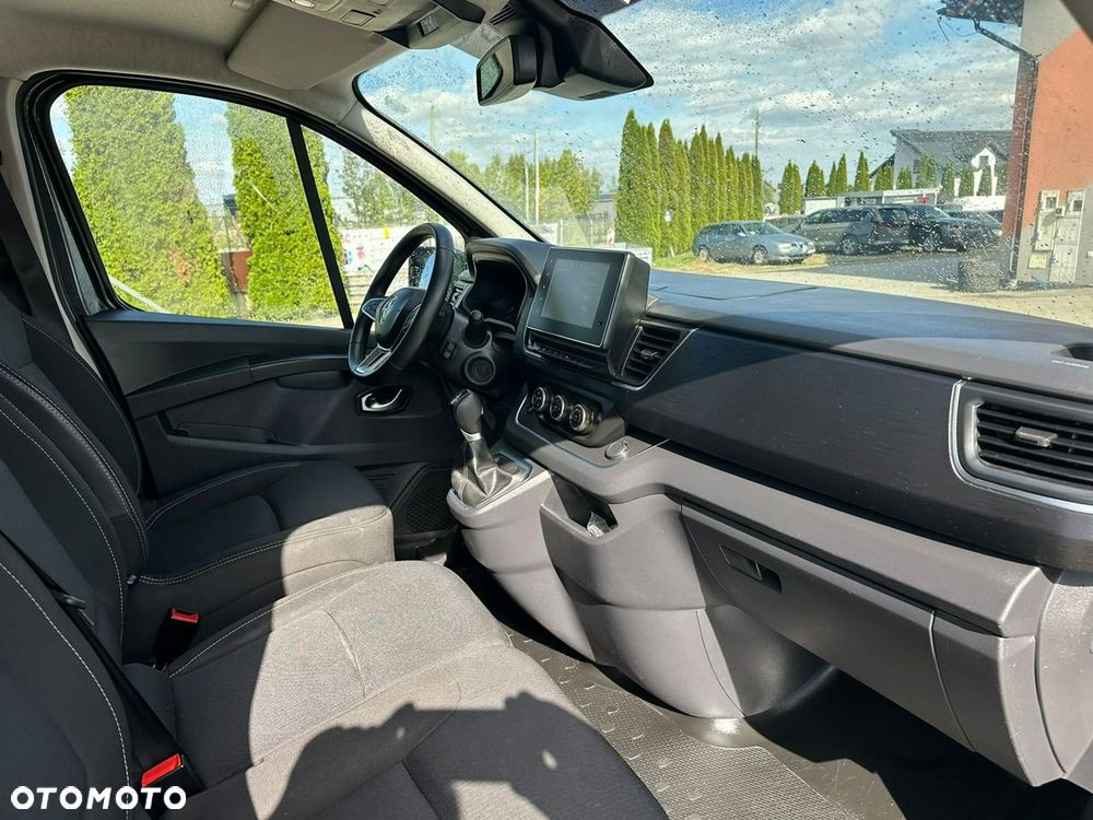 Renault Trafic - 17