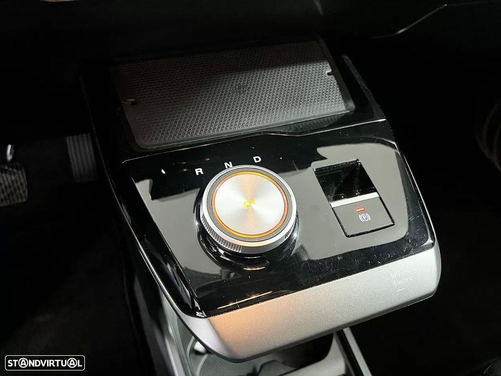 MG MG4 4 Luxury 64 kWh - 16