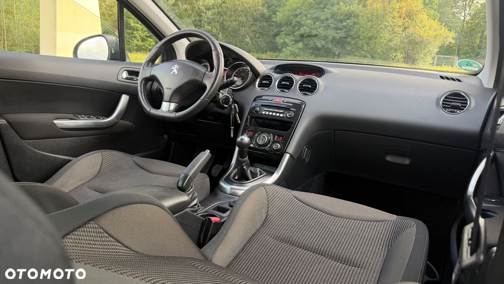 Peugeot 308 1.6 Premium - 26