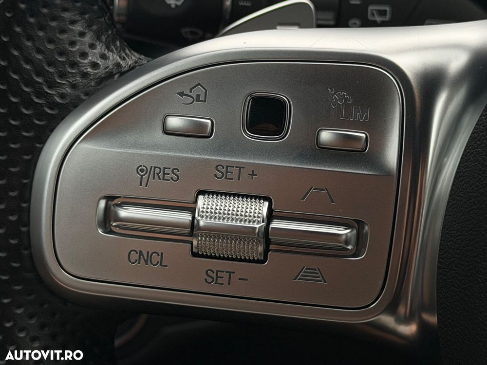 Mercedes-Benz C 220 d 4Matic 9G-TRONIC AMG Line - 27