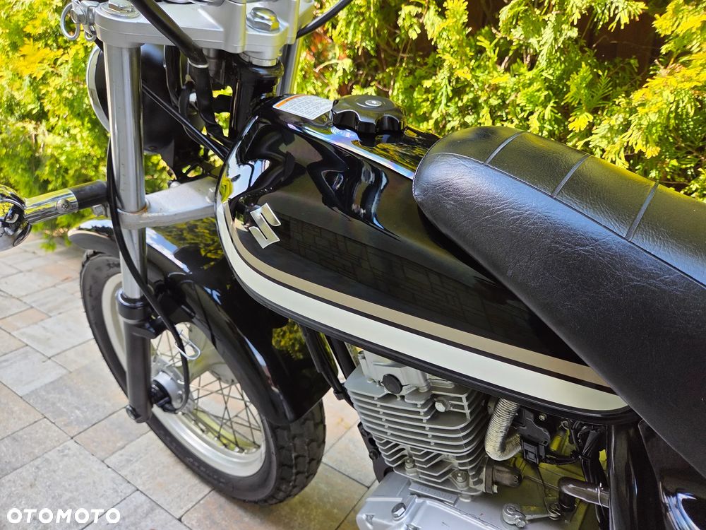 Suzuki RV - 16