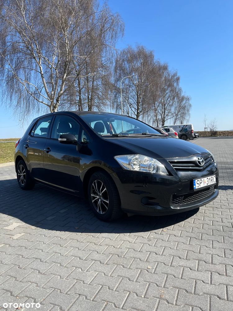 Toyota Auris 1.33 VVT-i Life Comfort - 1