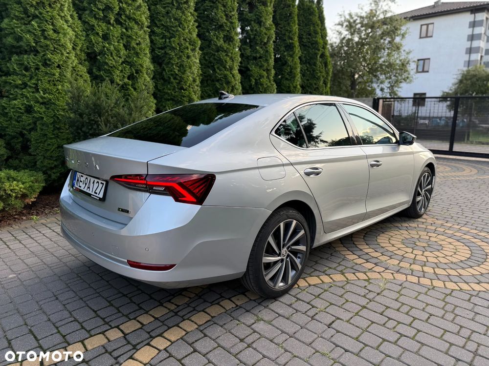 Skoda Octavia 2023 photo 4