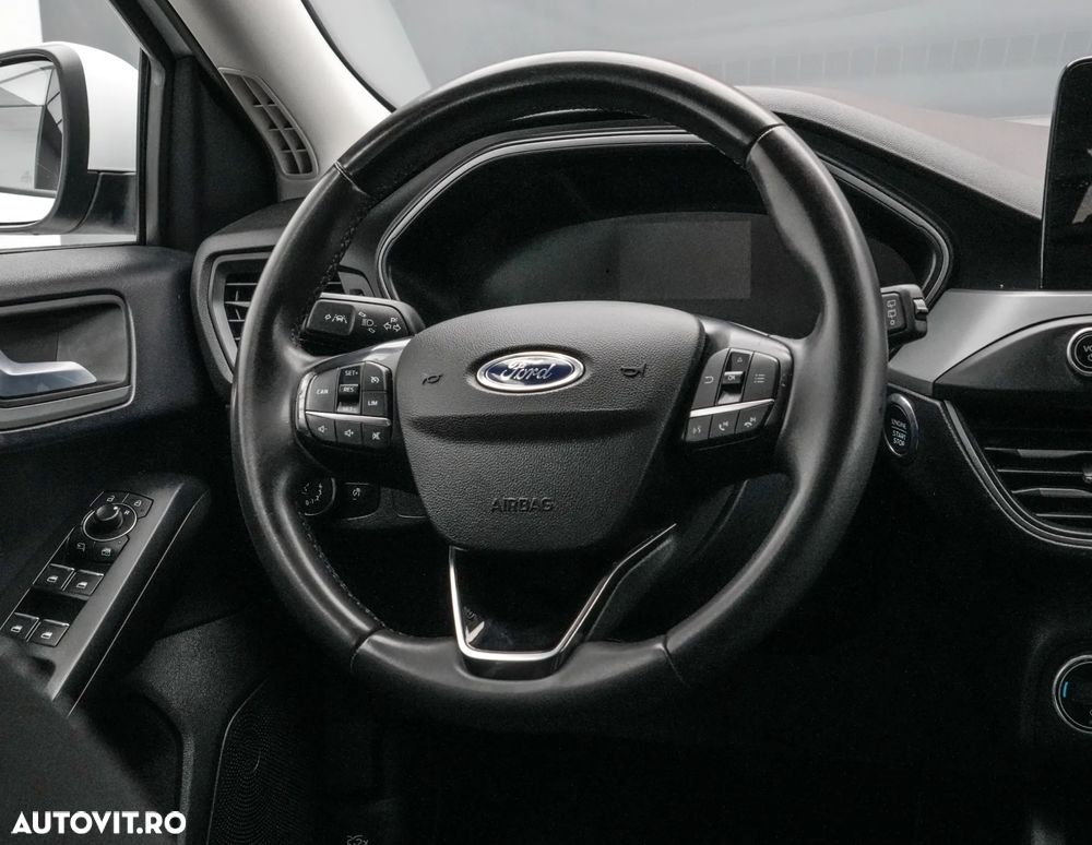 Ford Focus 1.5 EcoBlue Titanium Business - 17