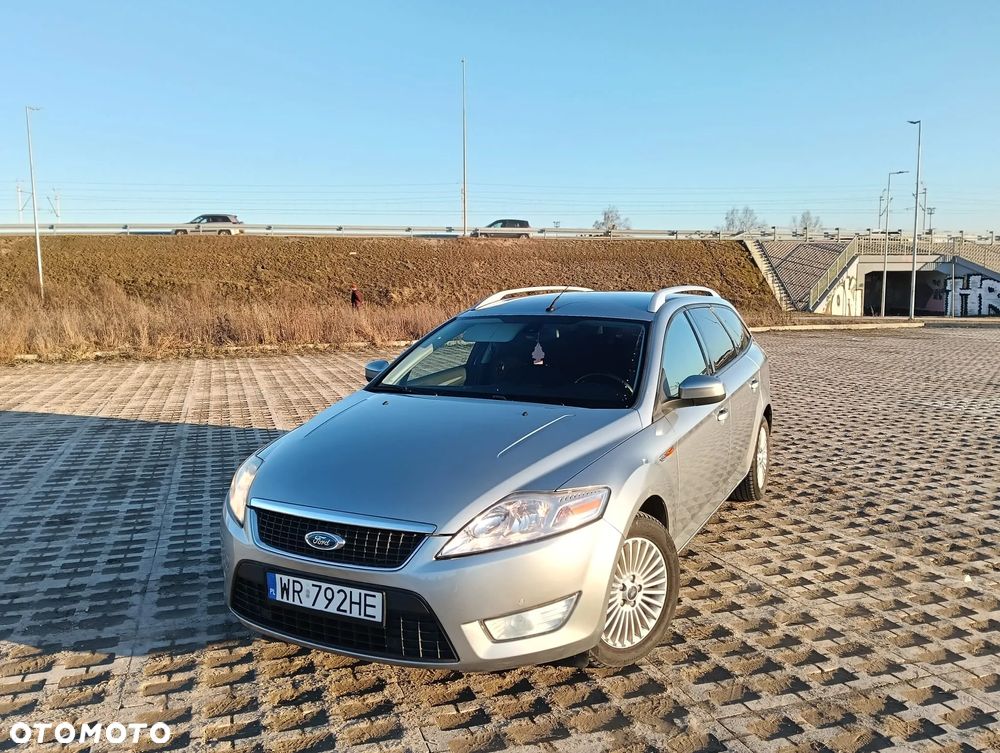 Ford Mondeo 2.0 Ghia - 1