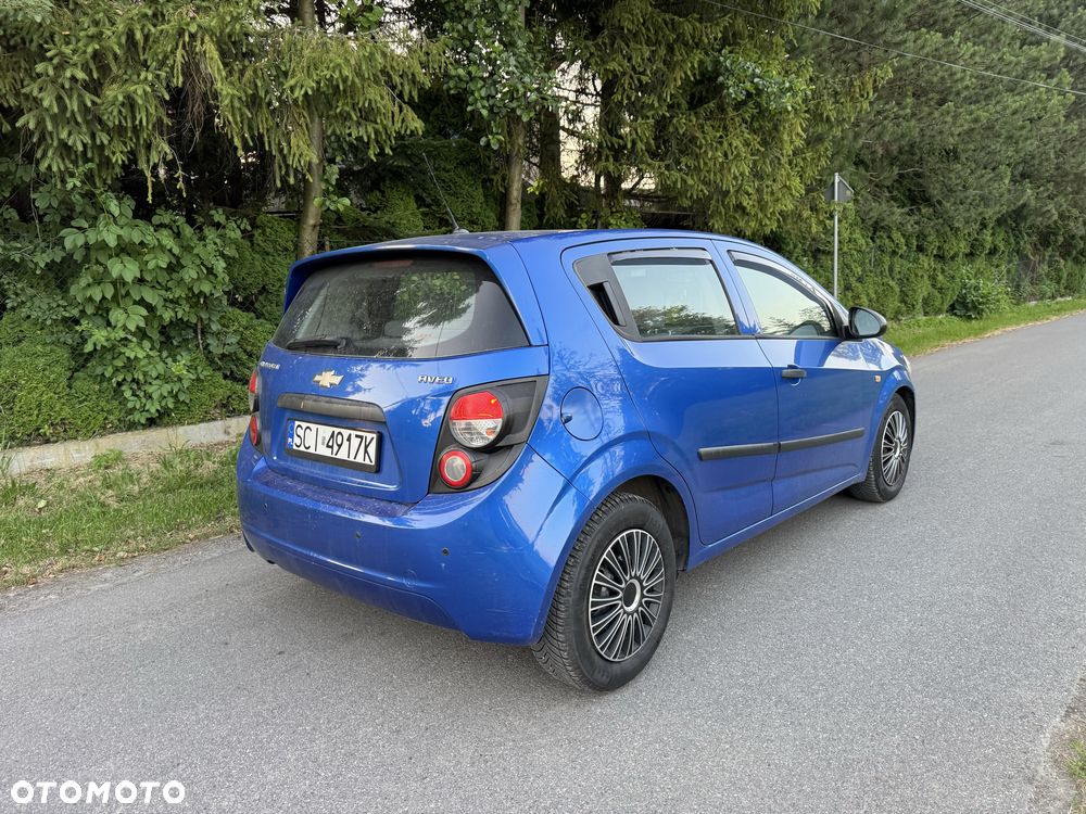 Chevrolet Aveo - 2