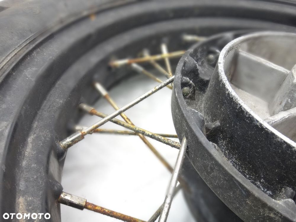 Triumph Srambler 900 Felga Tył 17X3.50 - 8