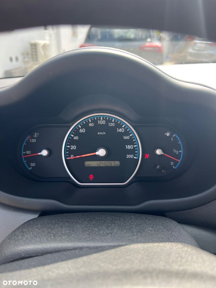 Hyundai i10 - 15