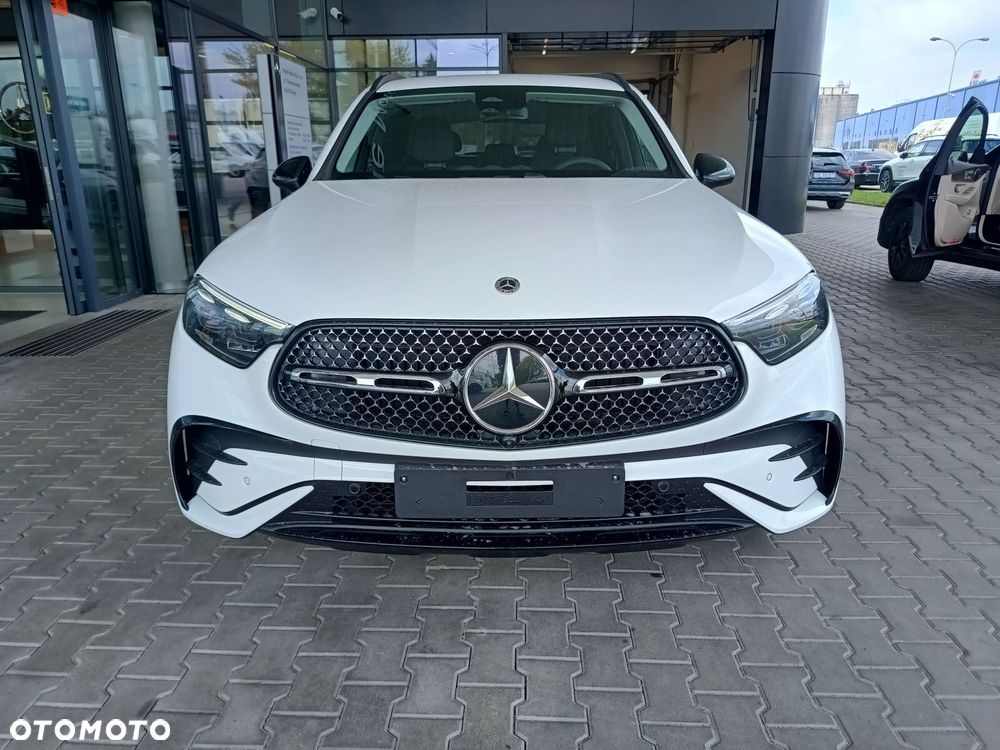 Mercedes-Benz GLC - 2