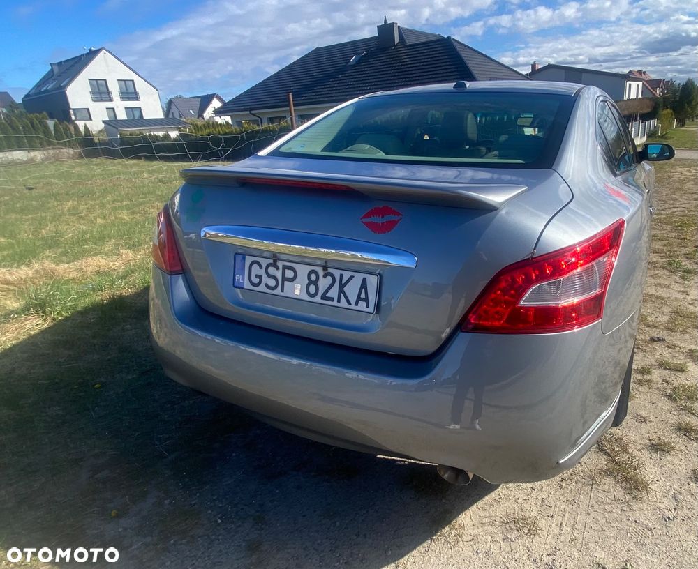 Nissan Maxima - 10
