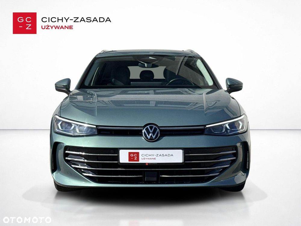 Volkswagen Passat Variant 2.0 TDI EVO Elegance DSG - 8