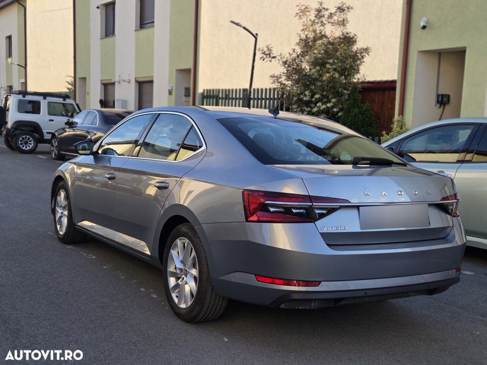 Skoda Superb 2.0 TDI DSG Ambition - 5