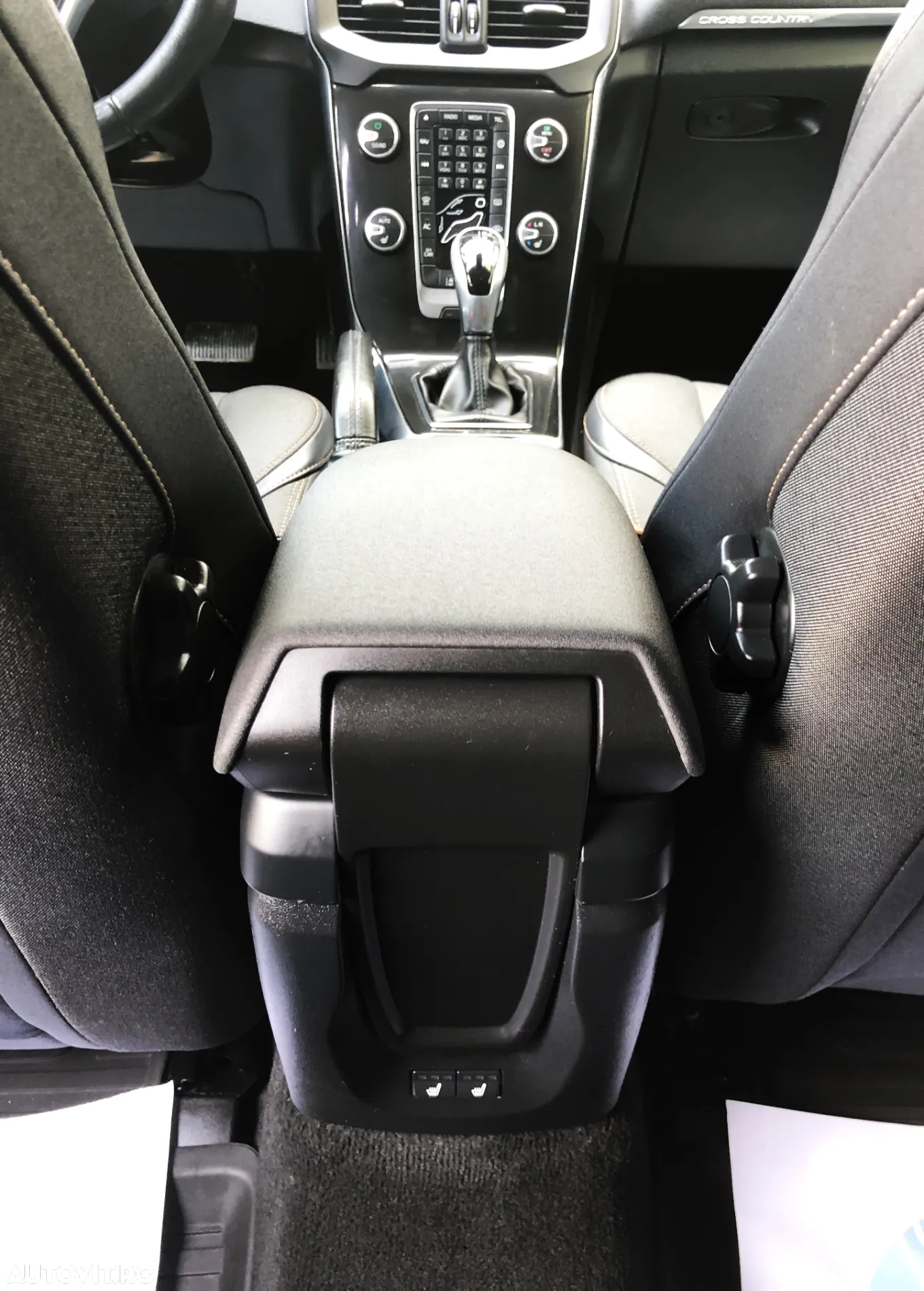 Volvo V40 Cross Country D2 Geartronic Summum - 15