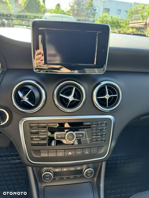 Mercedes-Benz Klasa A 250 4-Matic - 10
