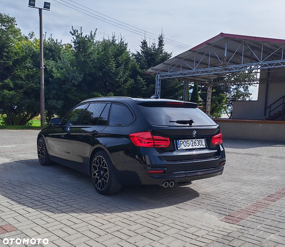 BMW Seria 3 320d Sport Line - 3