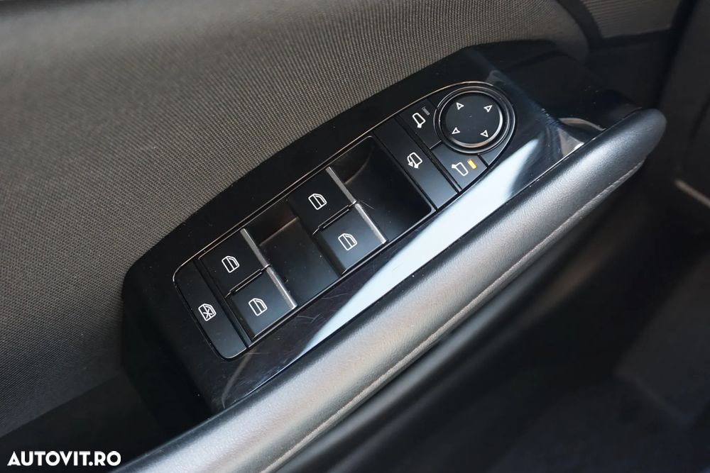 Mazda 3 e-Skyactiv X186 MHEV Center-Line - 19