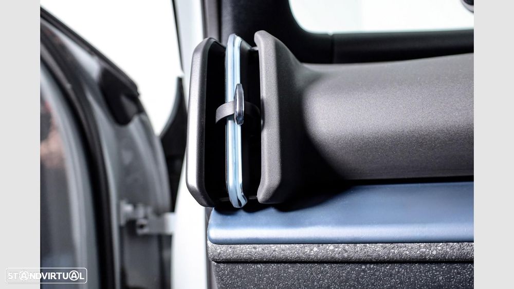 Volvo EX30 69 kWh Single Motor Extended Range Plus - 12