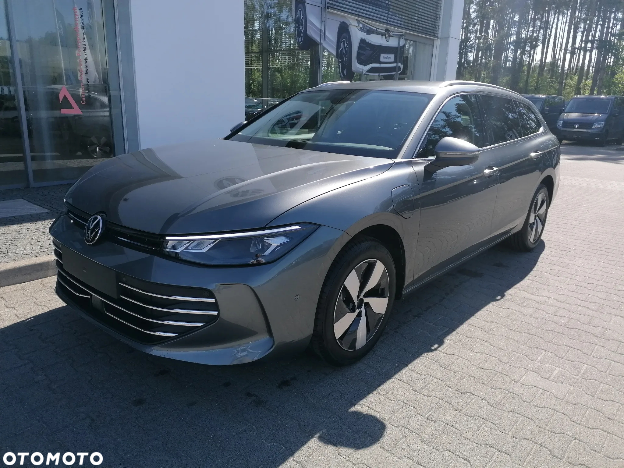 Volkswagen Passat - 2