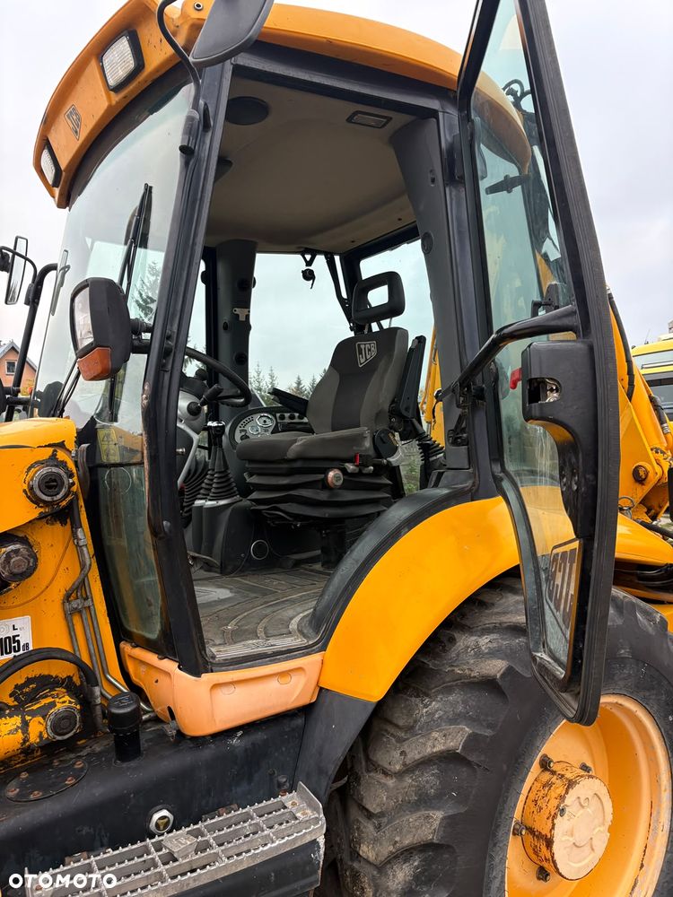 JCB 4CX - 22