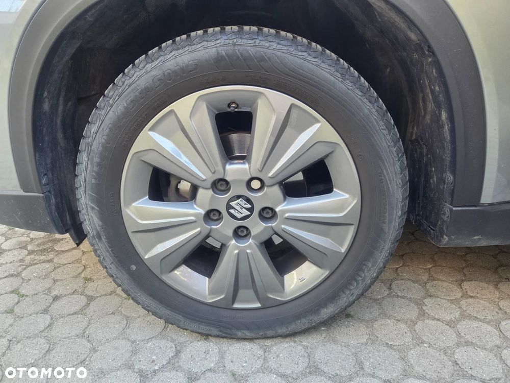 Suzuki Vitara 1.4 Boosterjet Premium 4WD - 33