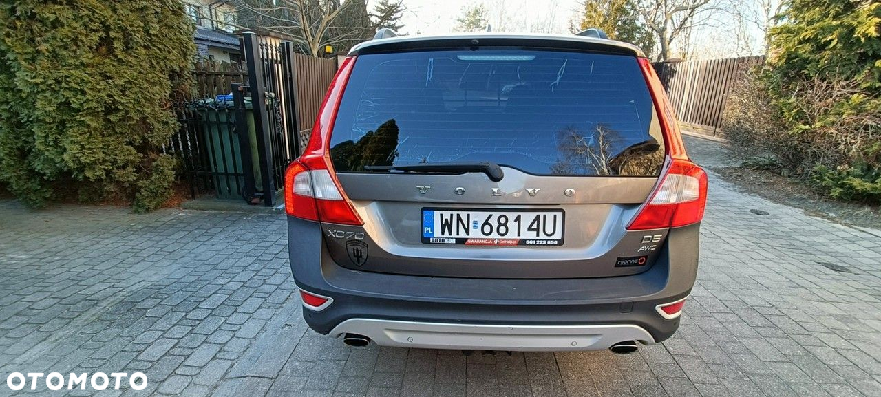 Volvo XC 70 D5 AWD Dynamic Momentum - 6