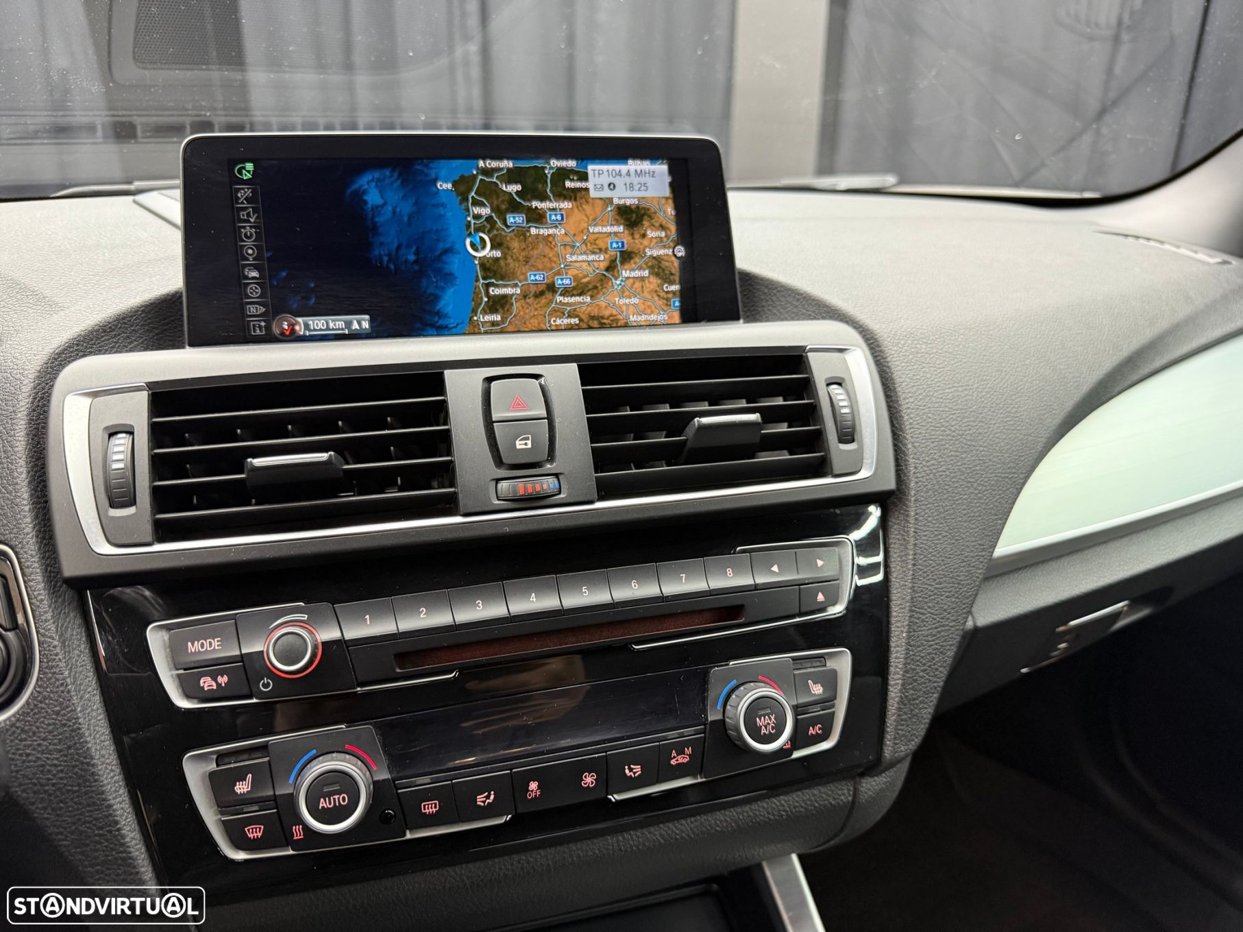 BMW 220 d Cabrio Pack M Auto - 8